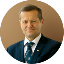 Professor Ferenc KRAUSZ